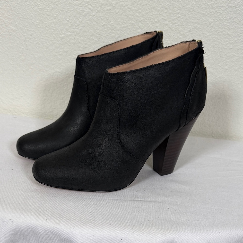 Betsey Johnson Jensen Black Leather Ankle Booties Boot Women’s Size 9